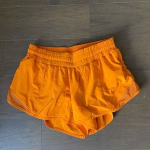 Lululemon hotty hot shorts 2.5 inches in orange